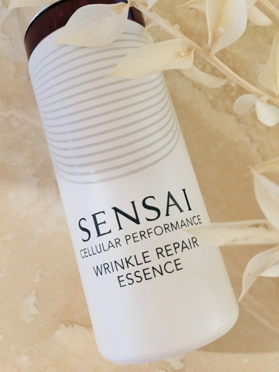 Sensai Cellular Performance Wrinkle Repair Essence
